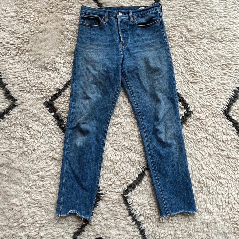 Levi’s High-Waisted Cone Denim Straight Leg Jeans – Size 27